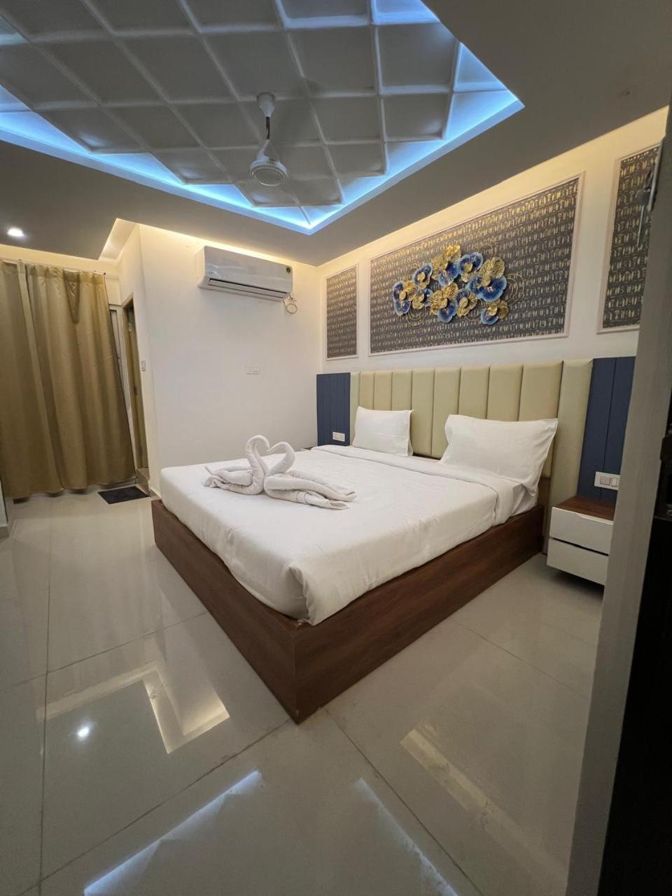 Snr Venus Hotels Tirupati Esterno foto